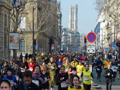 MEZZA MARATONA DI PARIGI 2014